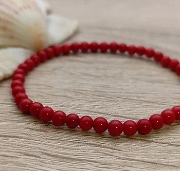 Bracelet en Bambou de Mer ( Rouge teintée)
