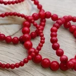 Bracelet en Bambou de Mer ( Rouge teintée)