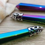 Pendentif en Cristal de Roche Titane